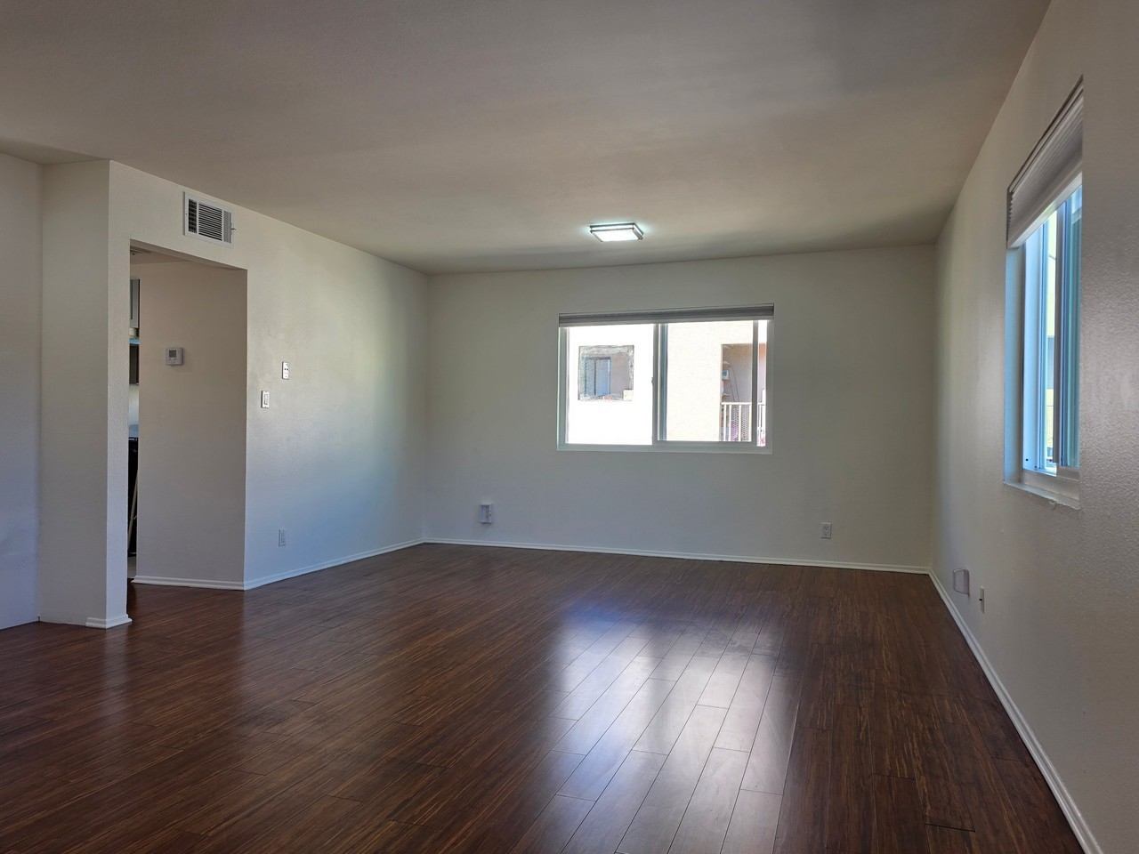 537 E Palmer Ave #6 - Photo 6 of 20
