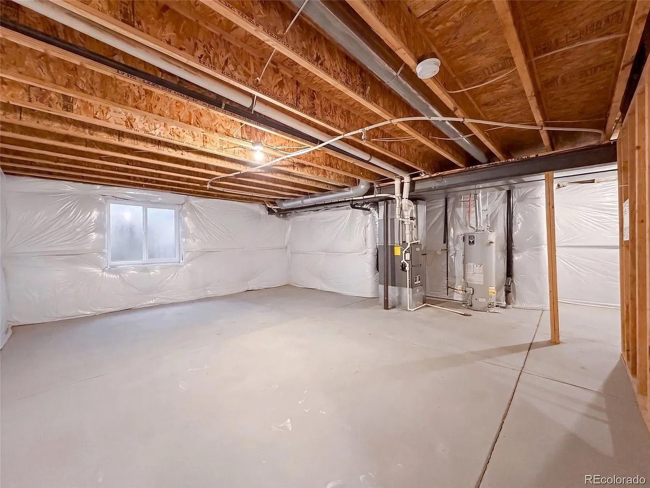1704 102nd Ave - Photo 4 of 10