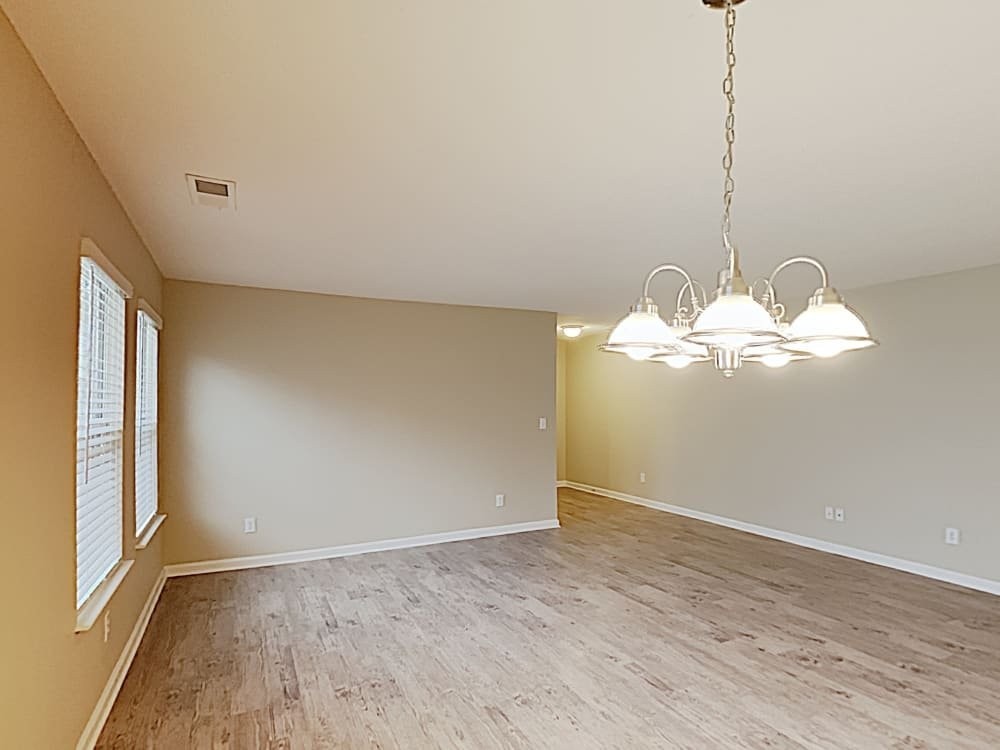 2017 Sweet Bay Dr - Photo 3 of 11