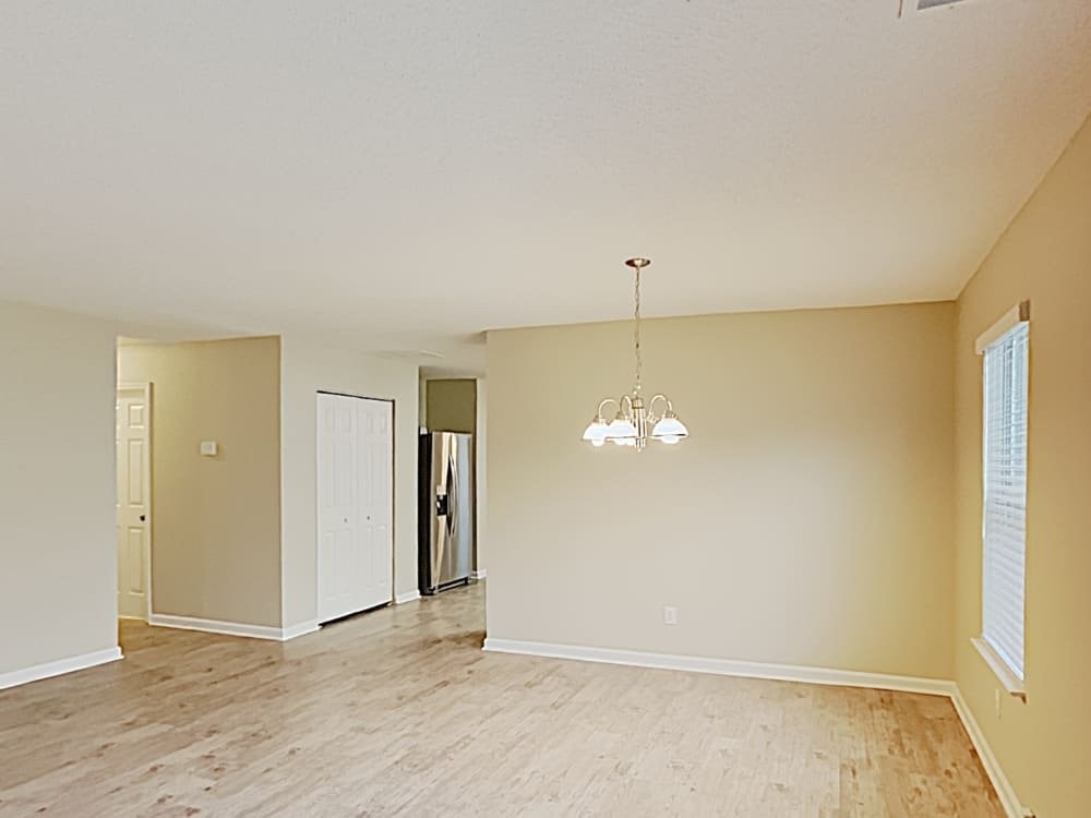 2017 Sweet Bay Dr - Photo 5 of 11