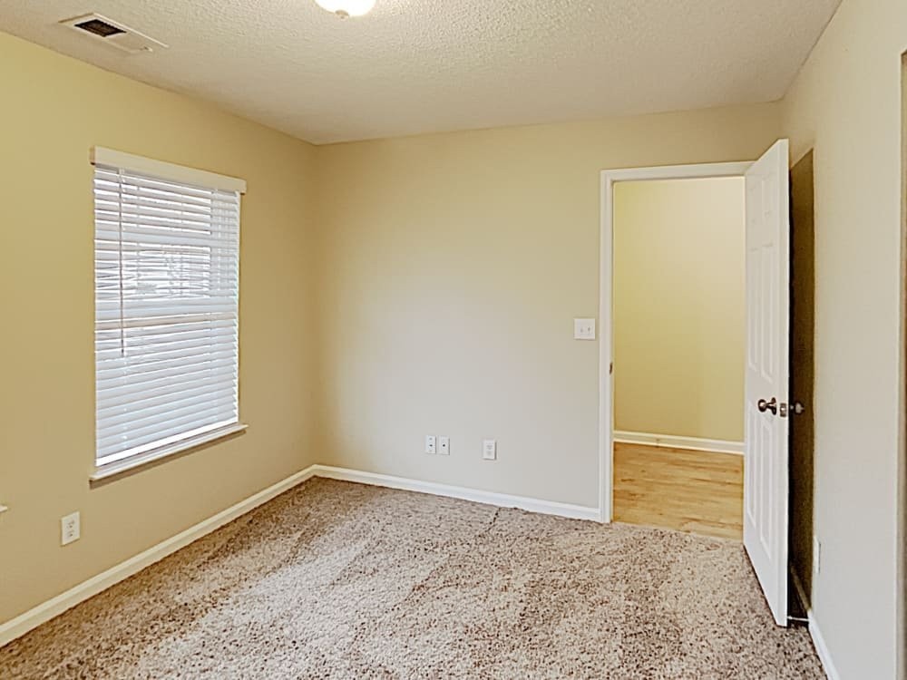 2017 Sweet Bay Dr - Photo 6 of 11