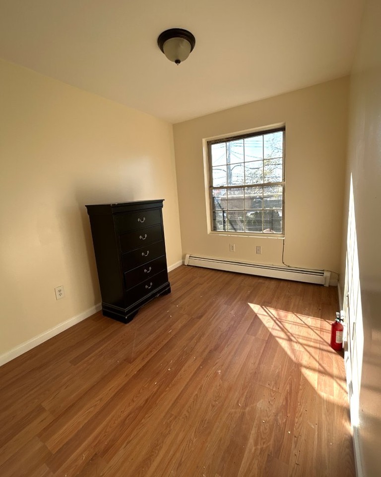 785 Fountain Ave - Photo 6 of 8
