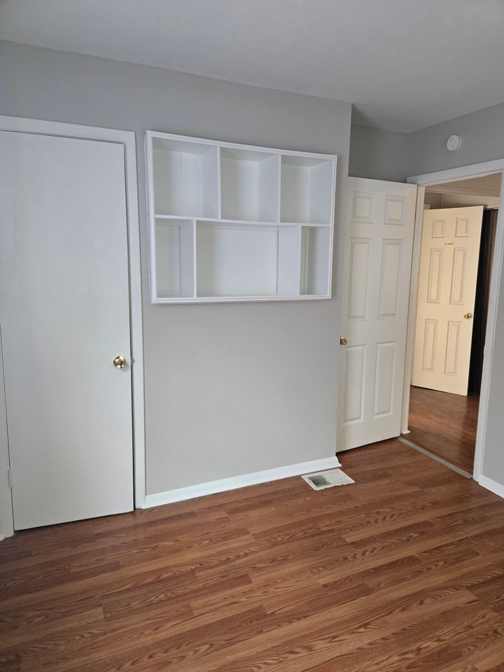 1451 S Leland Ave - Photo 5 of 6