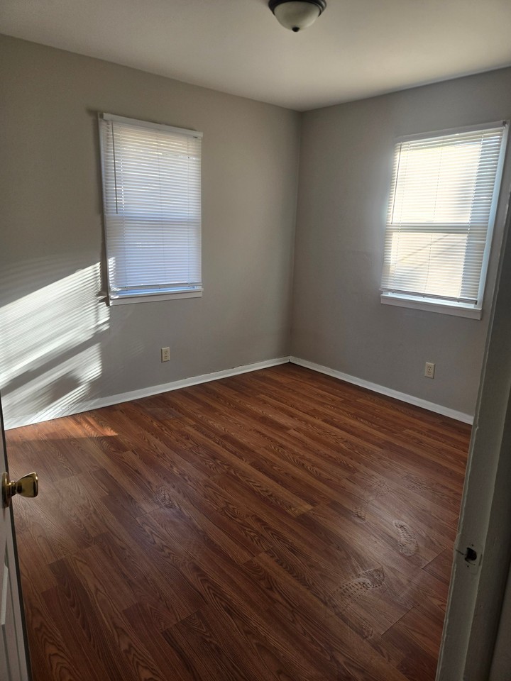 1451 S Leland Ave - Photo 6 of 6