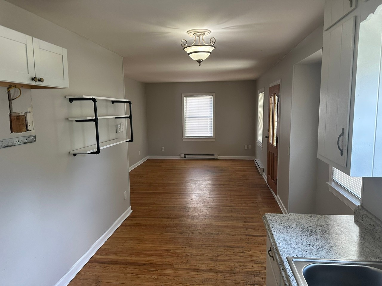1618 N Linwood Ave - Photo 6 of 18
