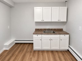 featured image of 274 Vreeland Ave #V5