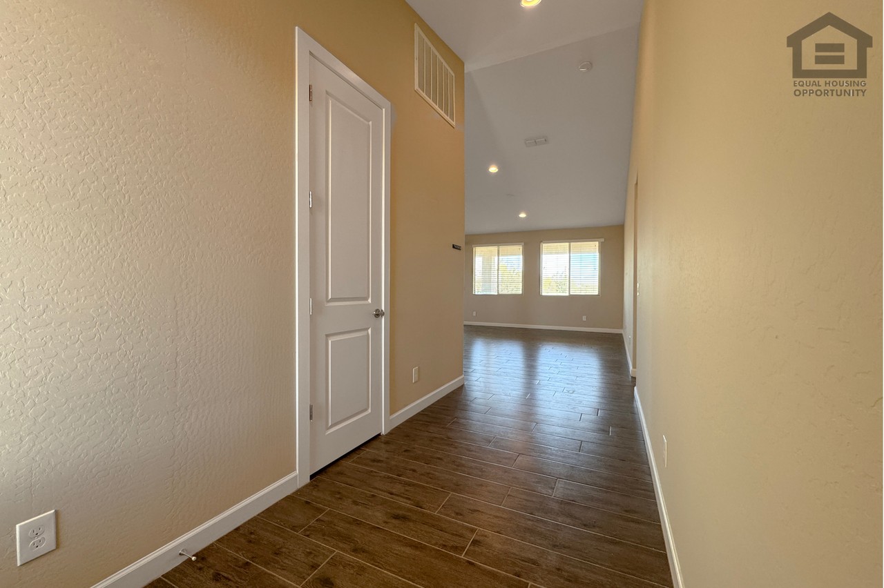 16640 E Desert Vista Trl - Photo 6 of 50