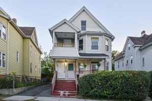 featured image of 54 Webster St