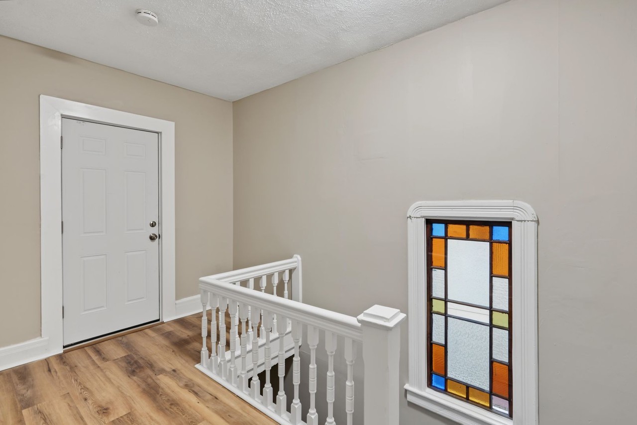 54 Webster St - Photo 3 of 27