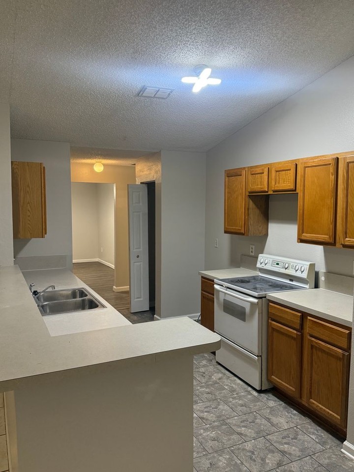 85 Pine Haven Dr - Photo 6 of 16