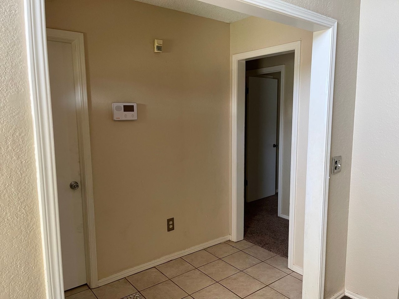 9212 Buttonfield Ave - Photo 7 of 28