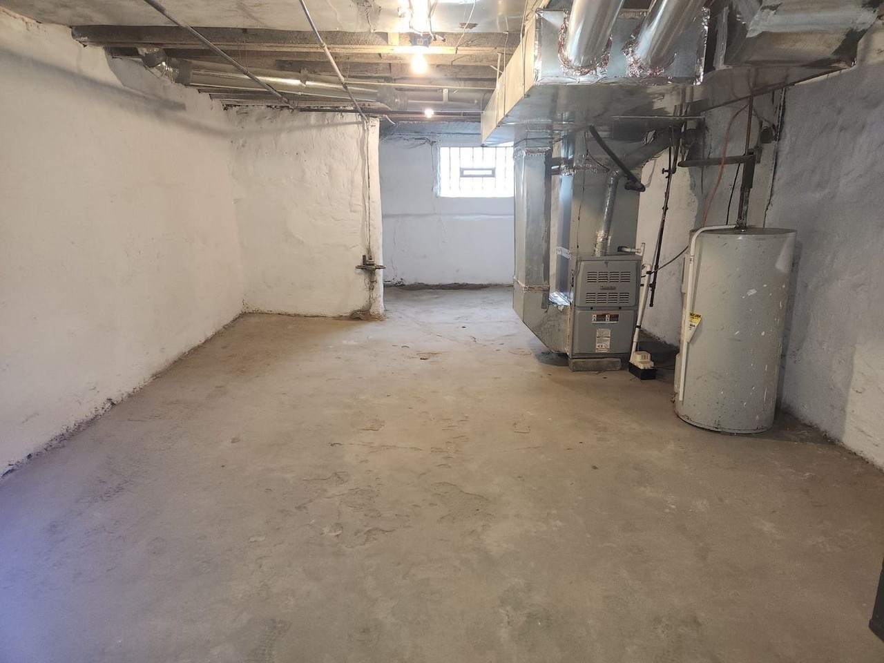 5622 Walton Ave - Photo 5 of 24