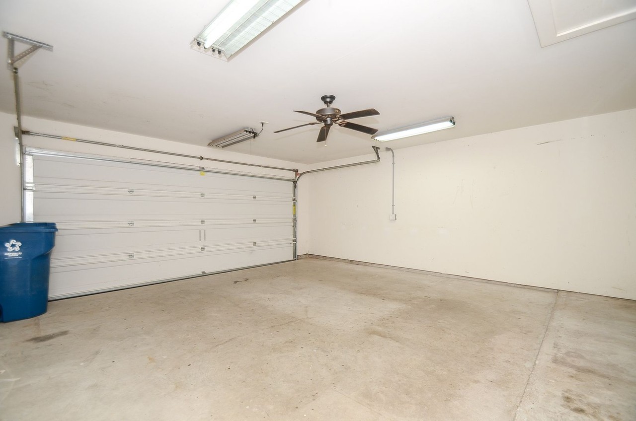 26830 Mottled Duck Ln - Photo 3 of 32