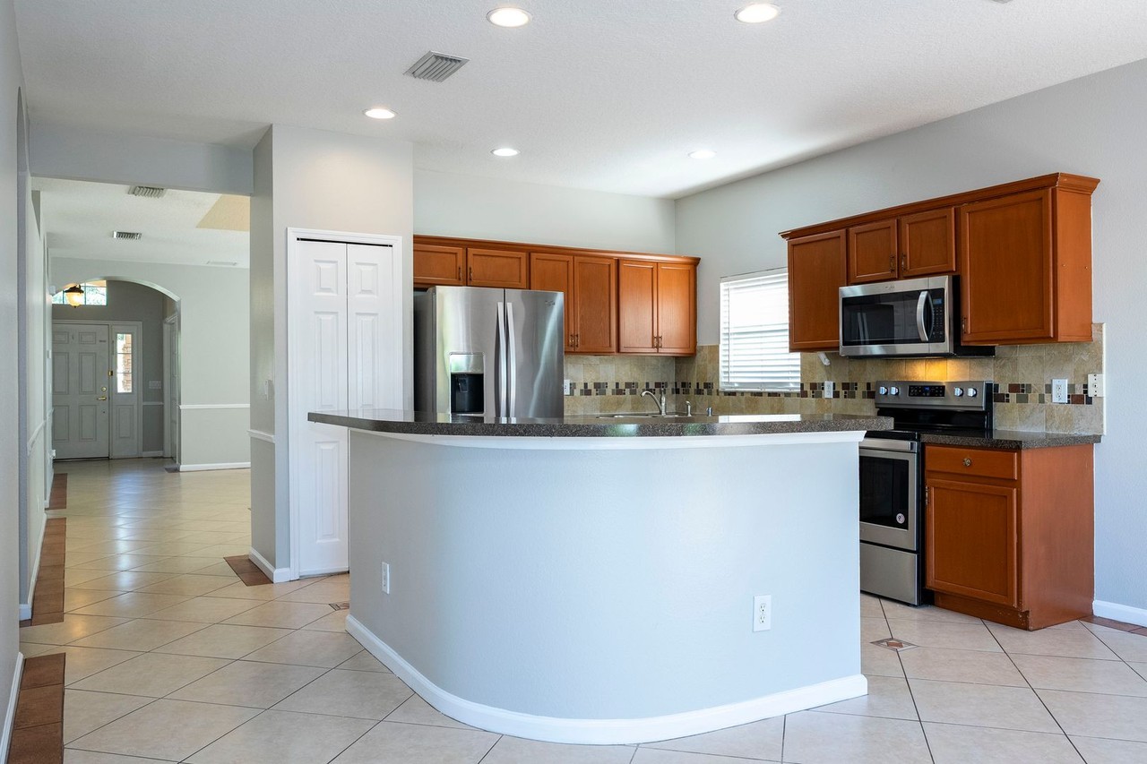 1419 Derby Glen Dr - Photo 6 of 42