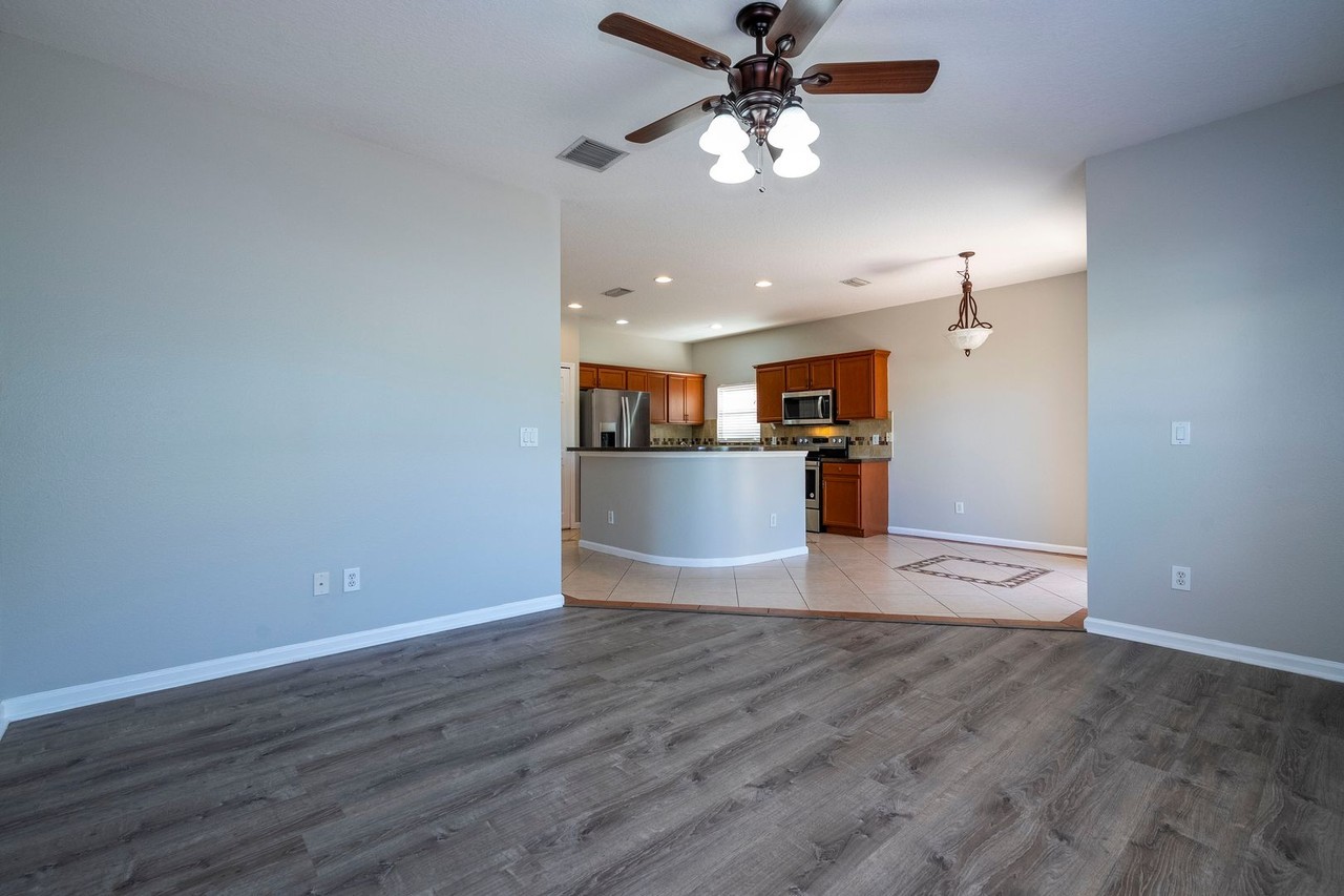 1419 Derby Glen Dr - Photo 7 of 42