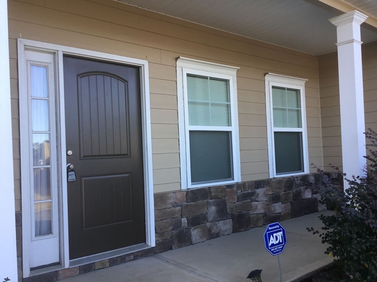 393 Purbeck Ln - Photo 2 of 31