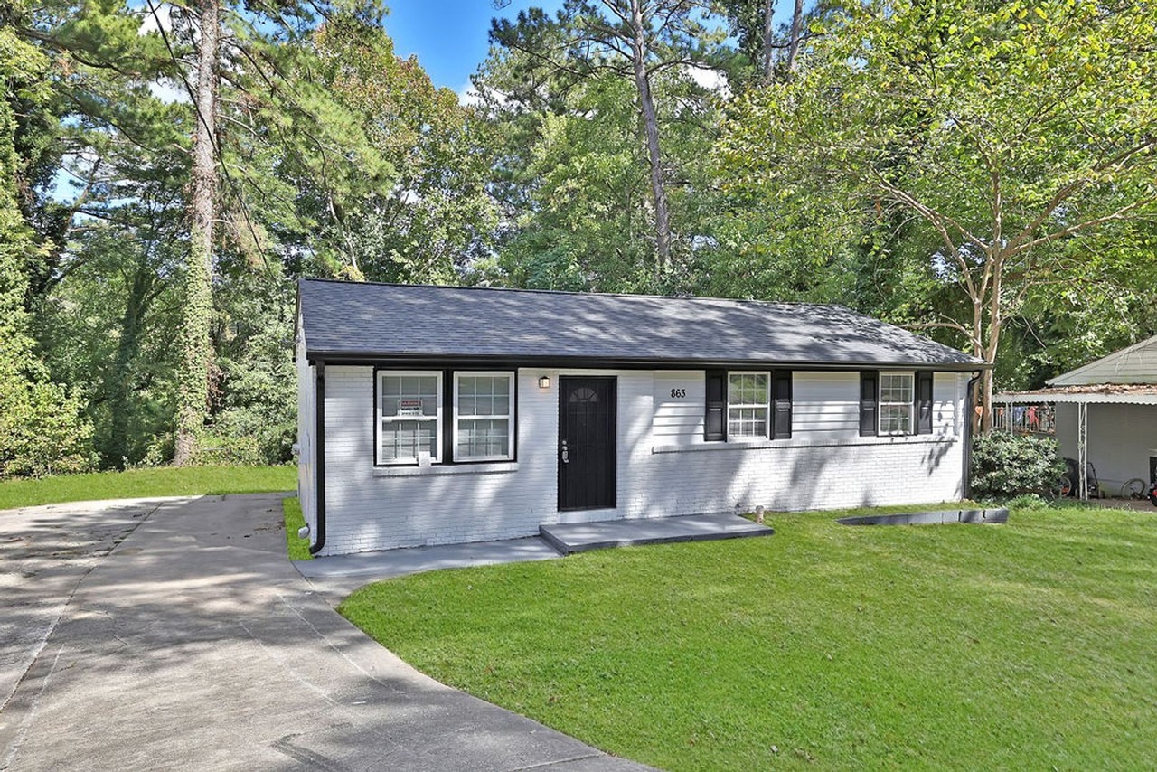 863 Fairburn Rd Nw - Photo 3 of 19