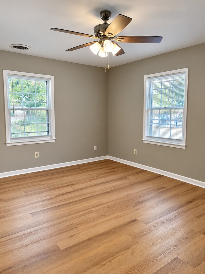 3309 Dayton Ave - Photo 3 of 23