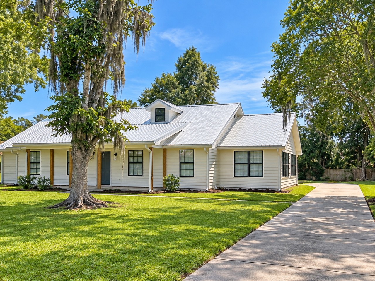 124 Wolf Bay Cir - Photo 2 of 31