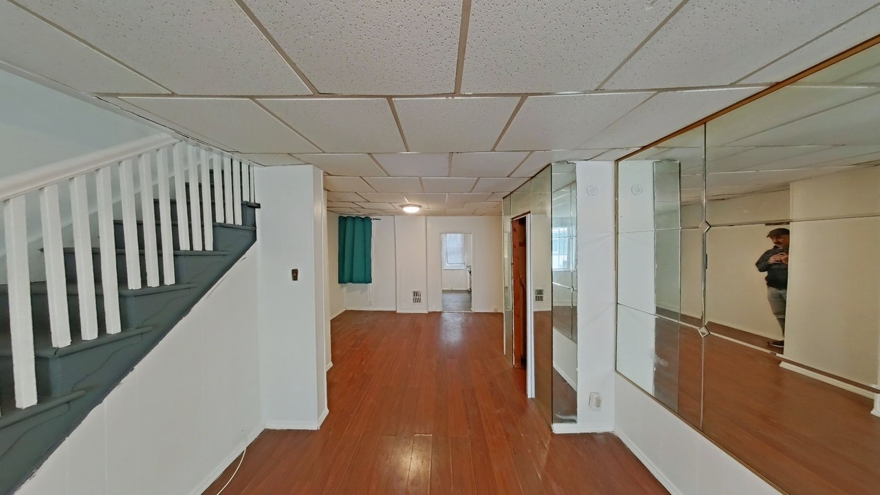 216 N Avondale St - Photo 2 of 11