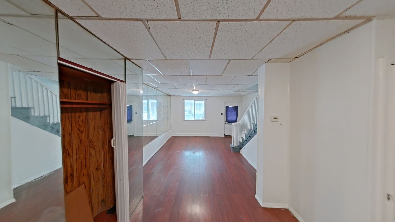 216 N Avondale St - Photo 3 of 11