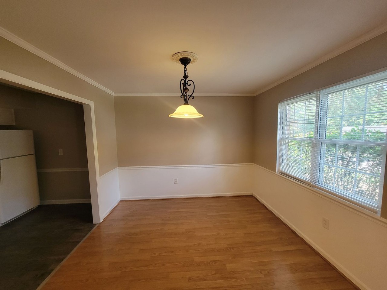 2309 Creek View Dr - Photo 5 of 24