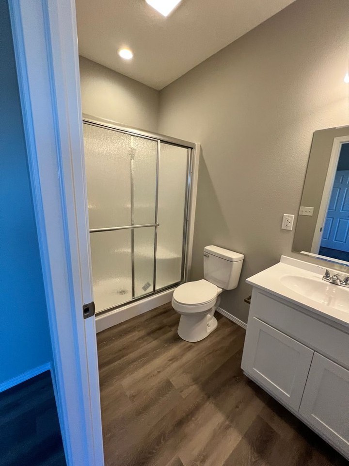 2497 E 549th Rd - Photo 6 of 16