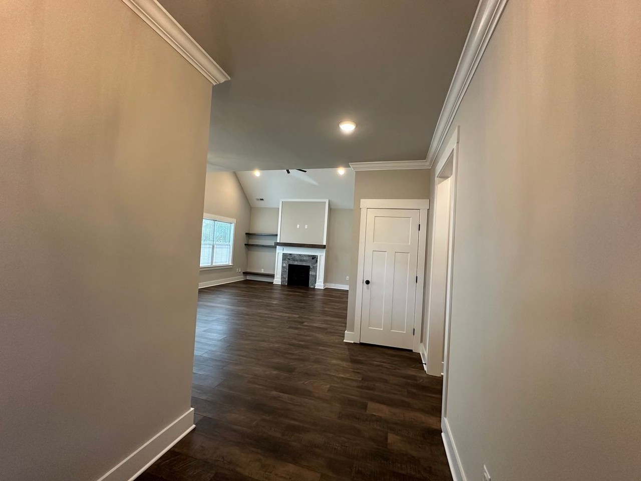 537 Willow Grove Ct - Photo 2 of 25
