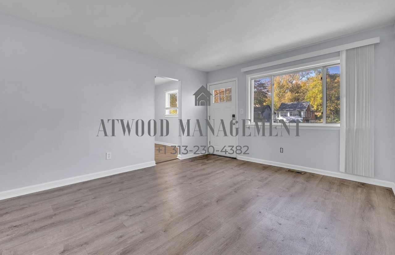 15110 Lahser Rd - Photo 3 of 16