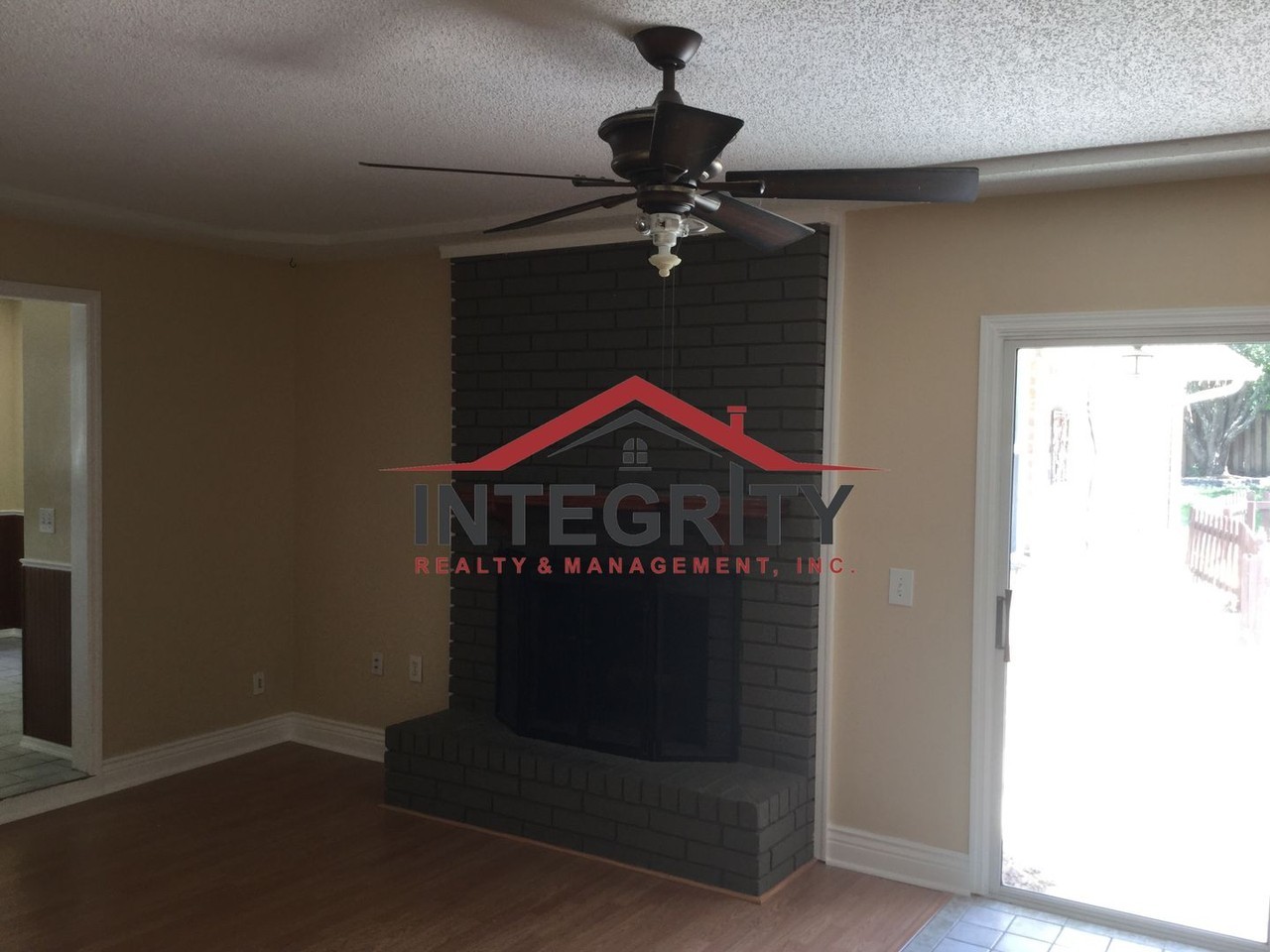 279 Deepridge Ct - Photo 3 of 12