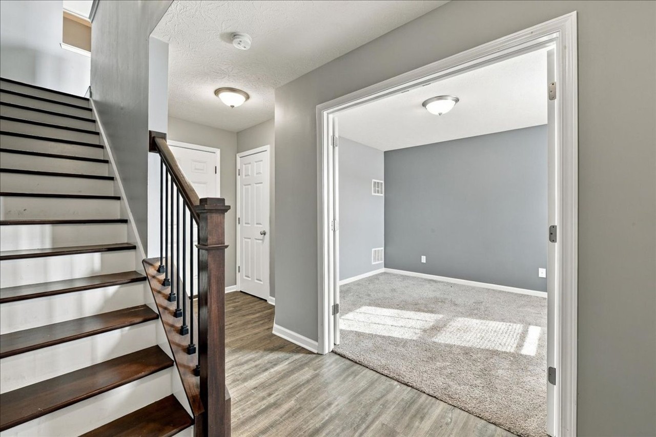 2948 W New York St - Photo 2 of 20