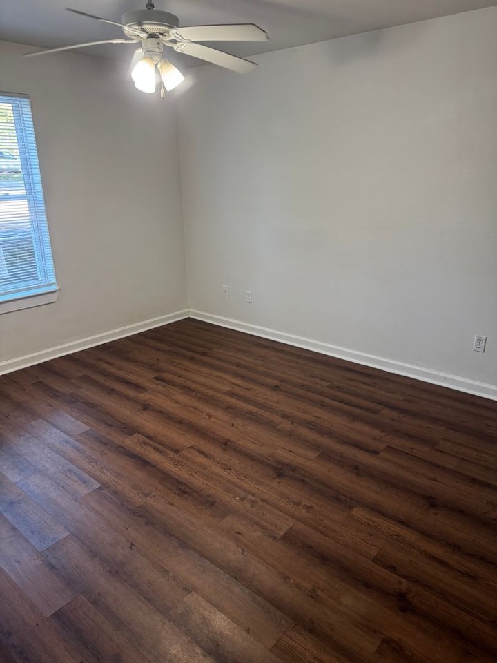 2515 W Martin St Apt 110a - Photo 6 of 8