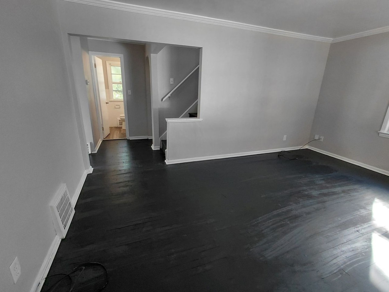 924 E 224th St - Photo 4 of 14