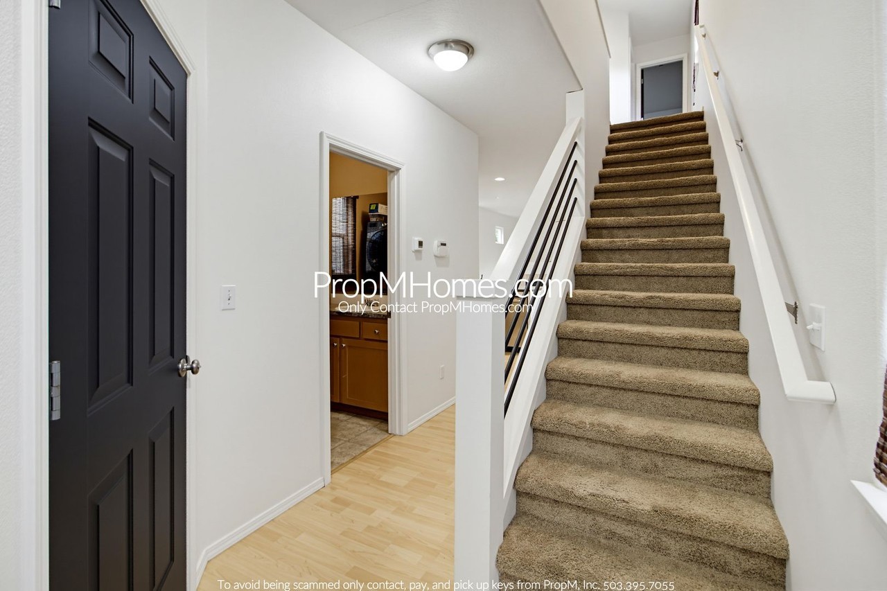 7333 7333 SE 46th Avenue - NEW PROPERTY - Photo 2 of 36