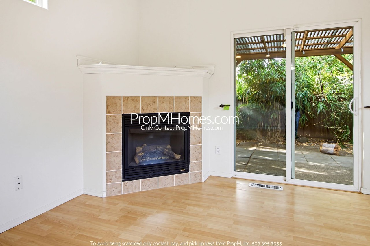 7333 7333 SE 46th Avenue - NEW PROPERTY - Photo 4 of 36