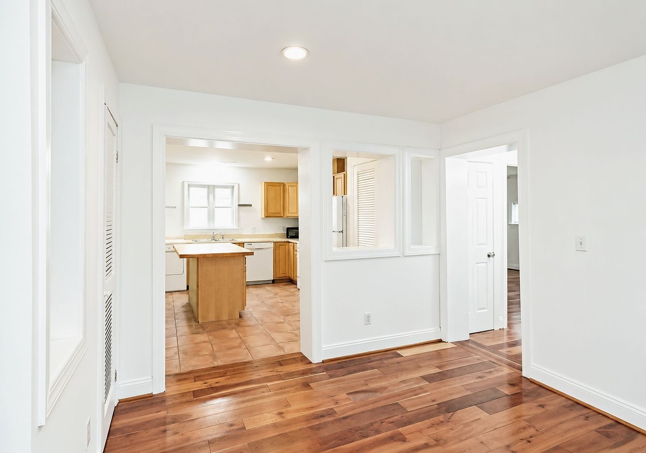 917 West St - Photo 5 of 15