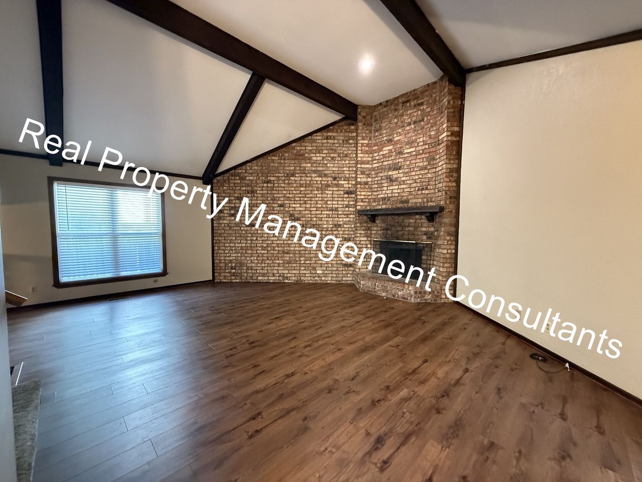 1001 S Clairborne Rd - Photo 3 of 23