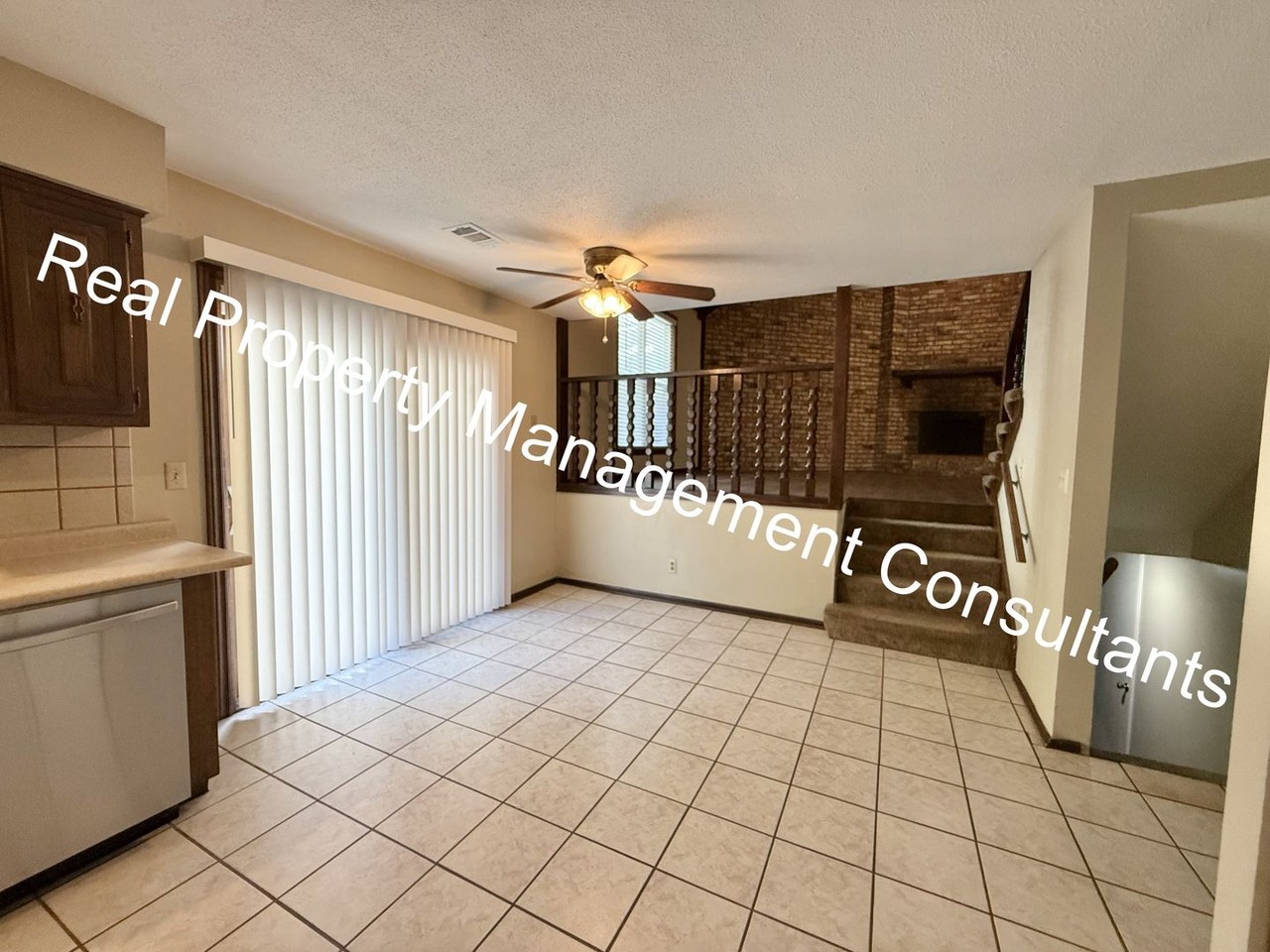 1001 S Clairborne Rd - Photo 7 of 23