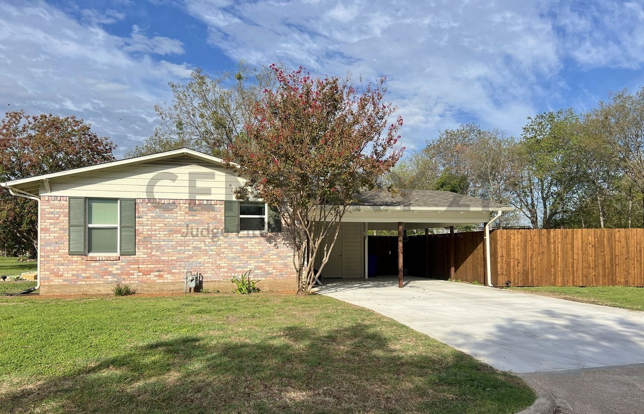 900 Elizabeth Blvd - Photo 4 of 29