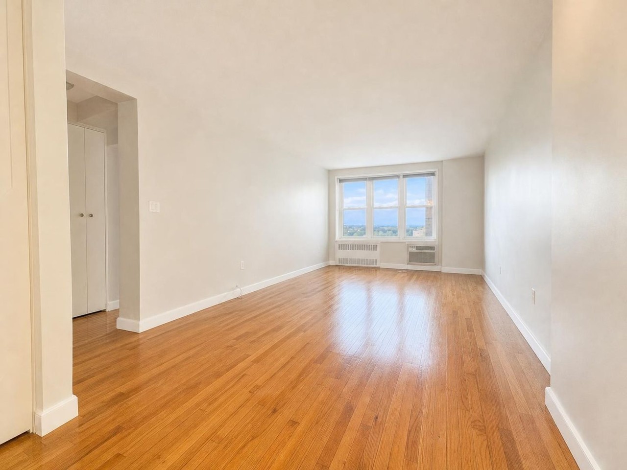21 Fairview Ave - Photo 2 of 11