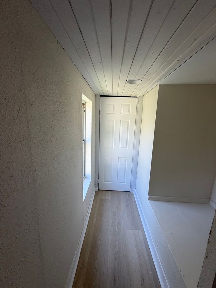 3908 N Ridgeview Dr - Photo 3 of 21