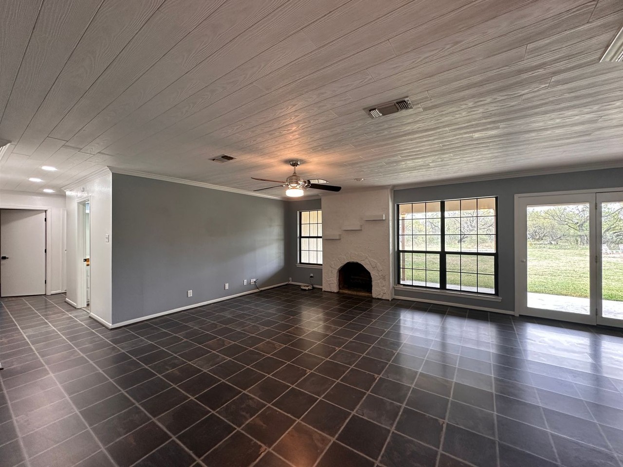 5200 Fm 2126 - Photo 4 of 21