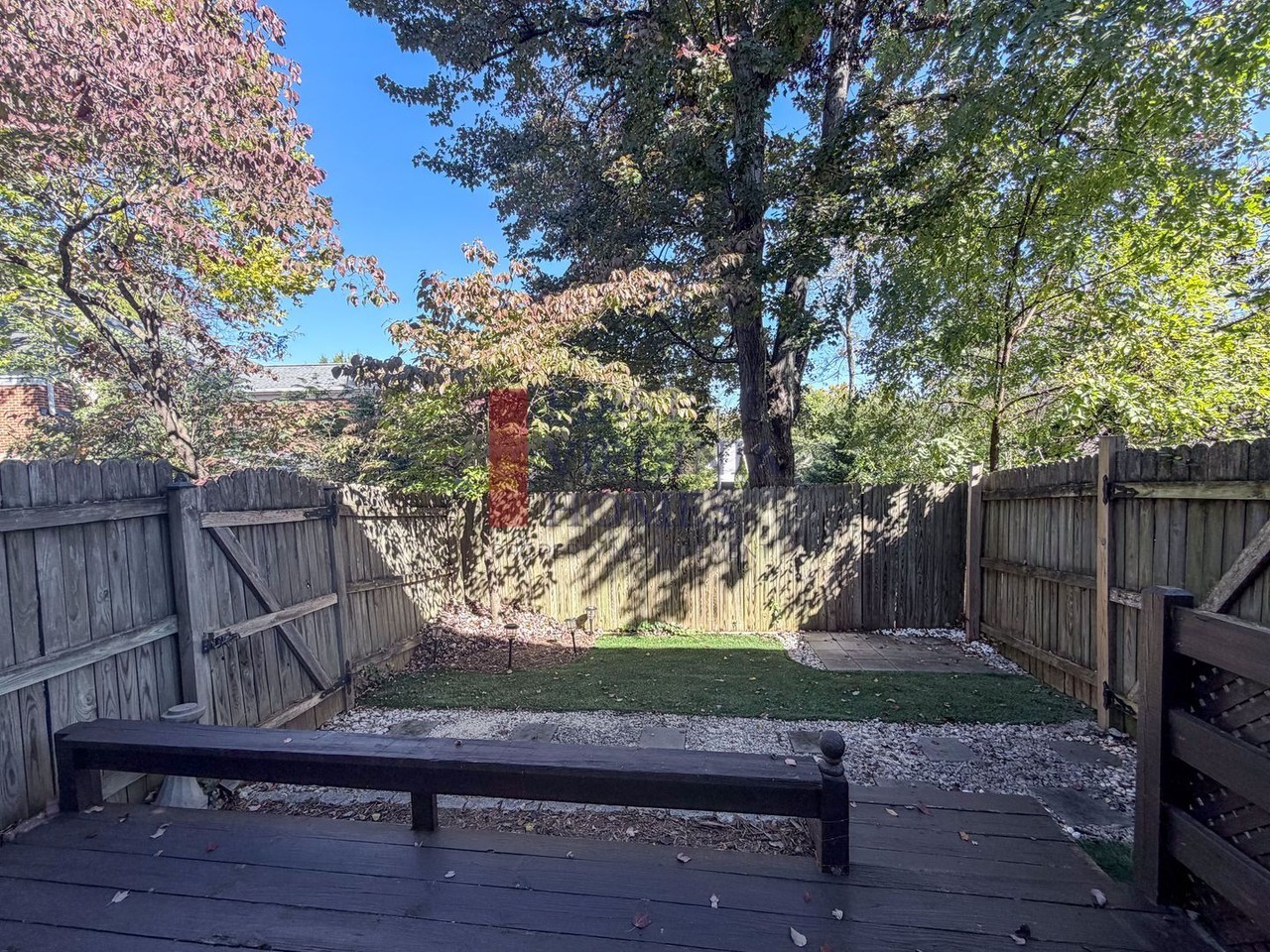 1642 Garden Ct - Photo 4 of 16