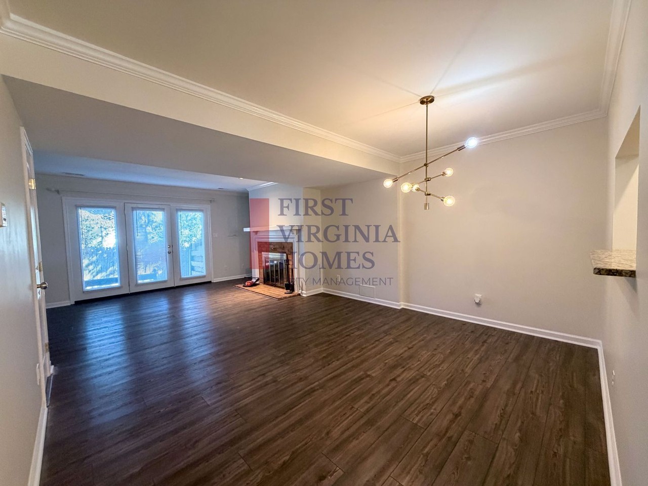 1642 Garden Ct - Photo 6 of 16
