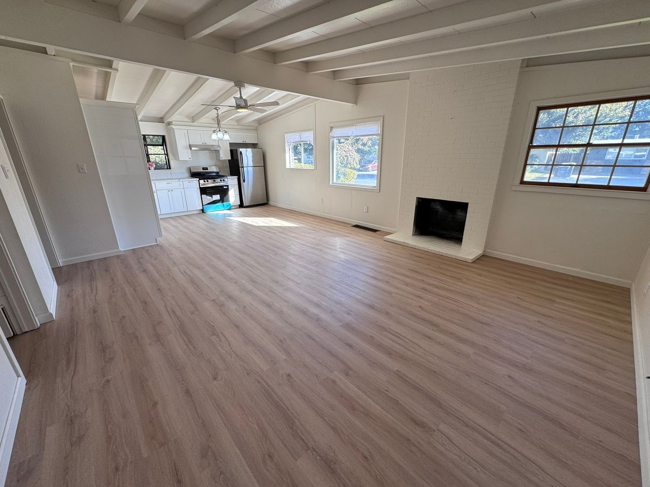 732 Kegle Dr - Photo 4 of 24