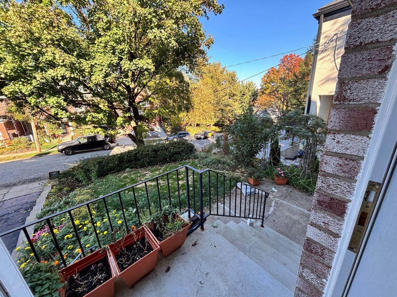 36 Lemoyne Ave - Photo 2 of 34