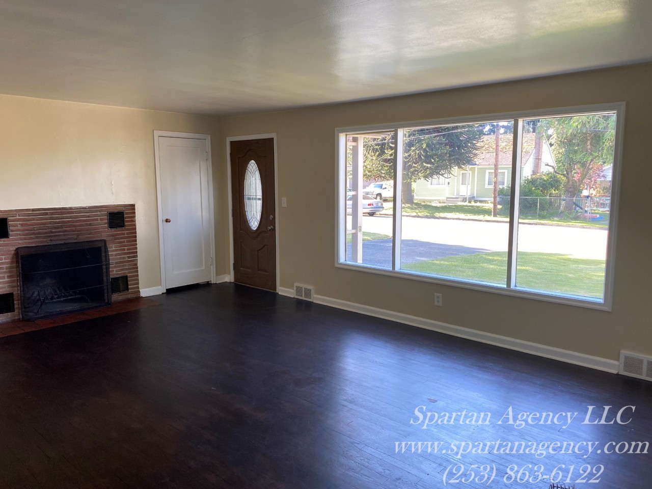 419 7th Ave Ne #419 - Photo 2 of 16