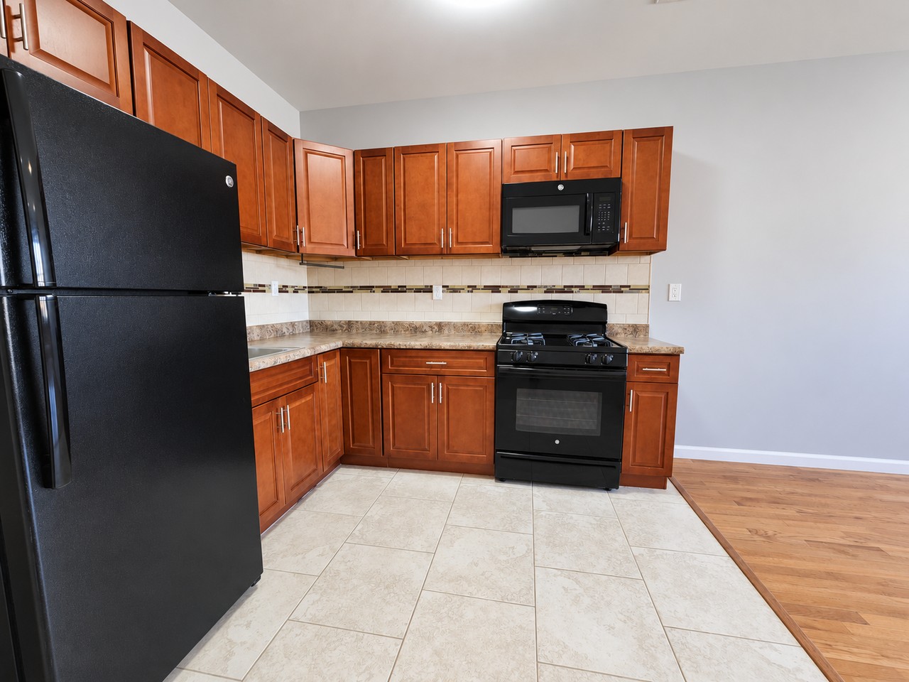 5 Hayward St #2R - Photo 4 of 8