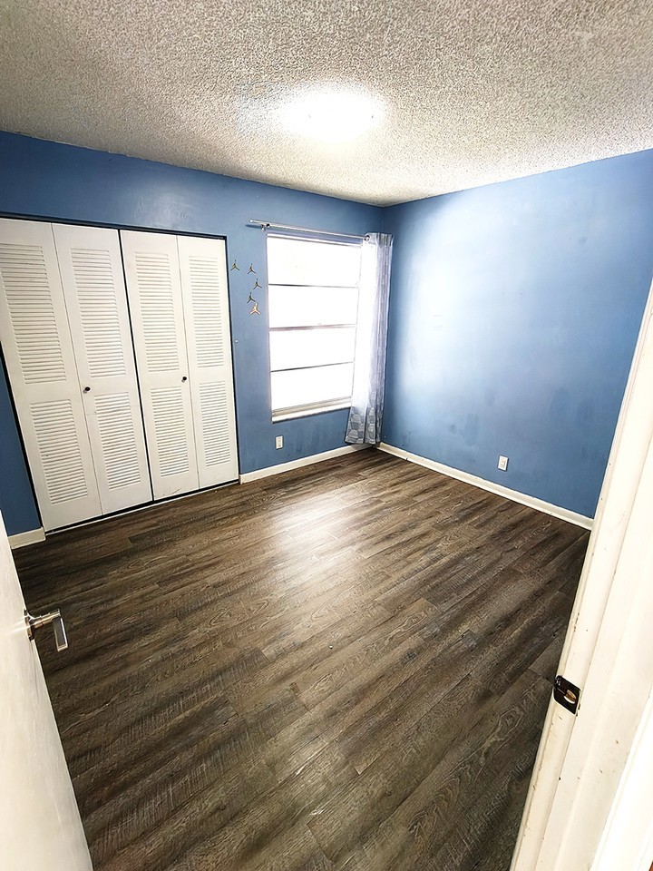 15747 Woodgate Pl #15747 - Photo 3 of 13