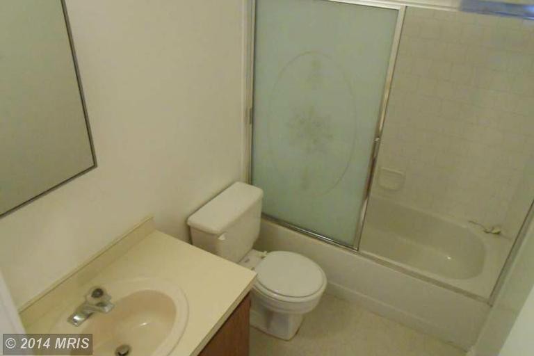 5507 Woodlawn Manor Ct #5507 - Photo 6 of 14